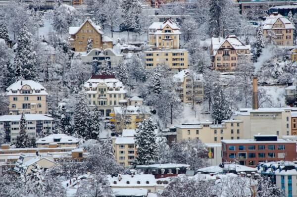 Die Schweizer Metropole St. Gallen im Winter